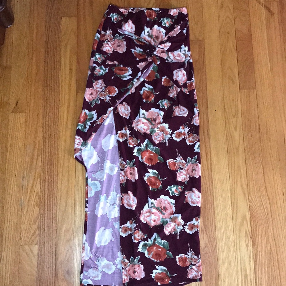Maxi skirt
